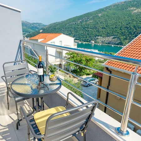 Guesthouse Pezo Mokošica Eksteriør billede