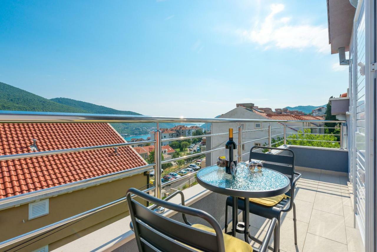 Guesthouse Pezo Mokošica Eksteriør billede