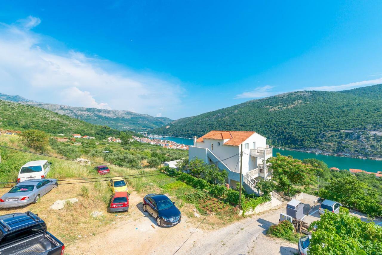 Guesthouse Pezo Mokošica Eksteriør billede
